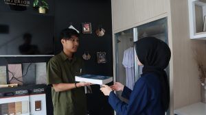 Pinjam buku
